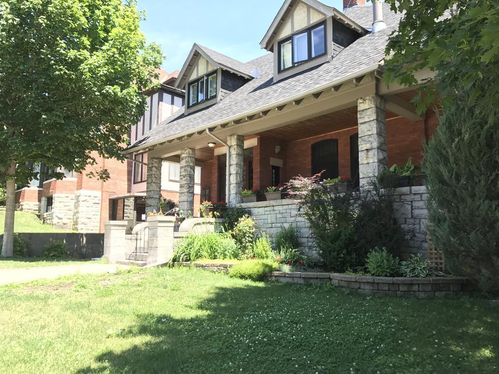 Marlborough Suites Apartment Ottawa