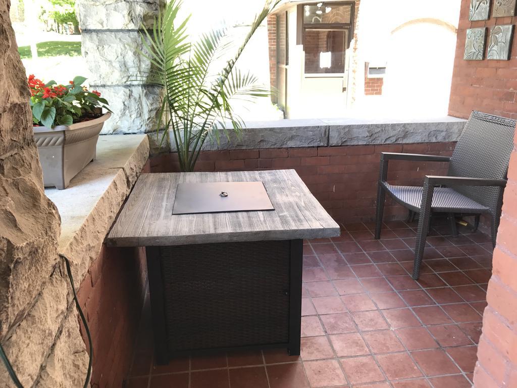 Apartment Marlborough Suites