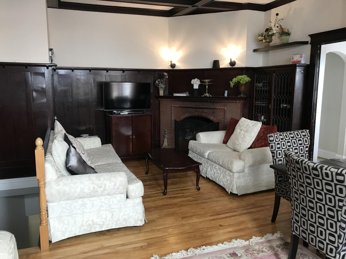 Marlborough Suites Apartment *